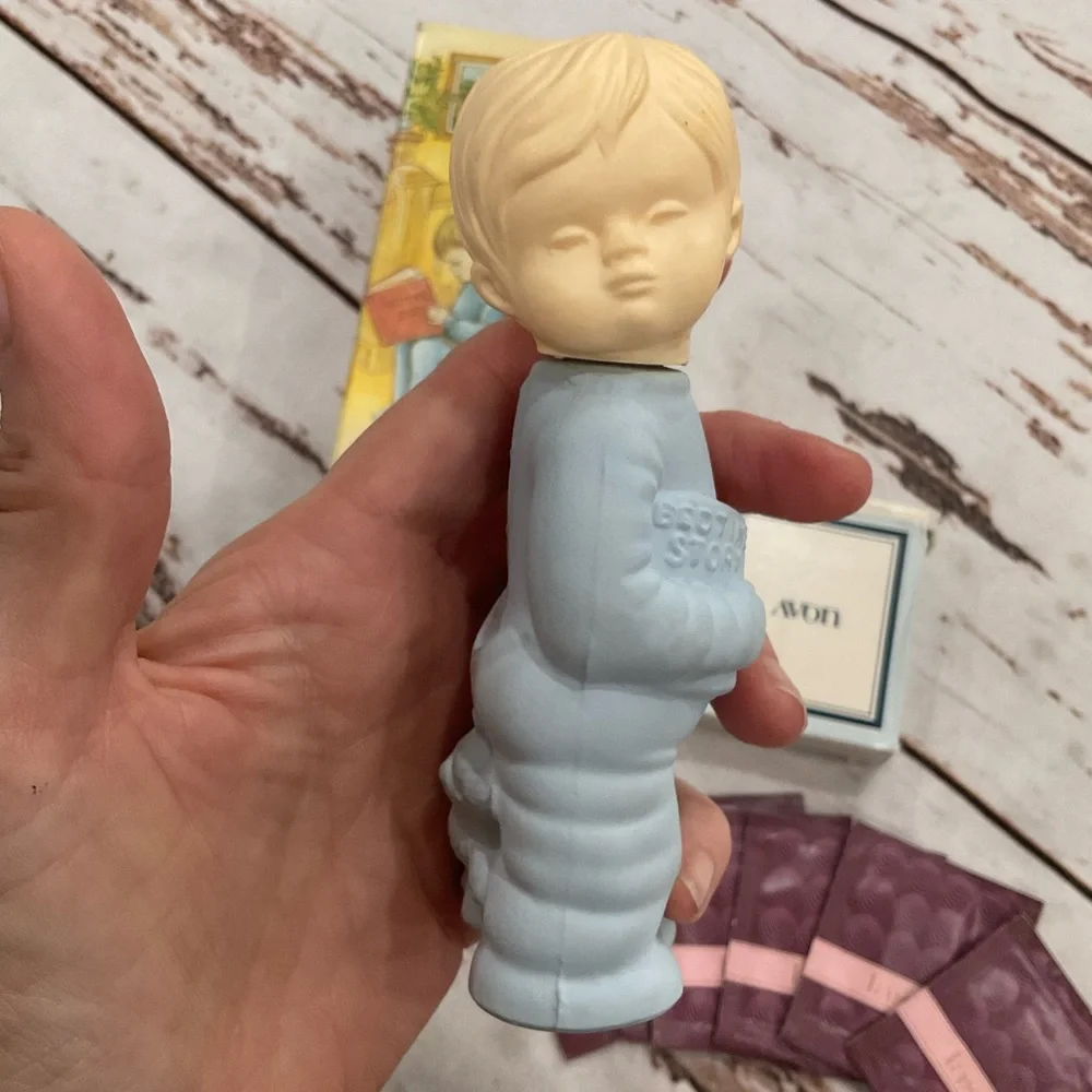 VINTAGE AVON‎ SWEET DREAMS SOMEWHERE LITTLE BOY DECANTER AND AVON TASHA SAMPLES